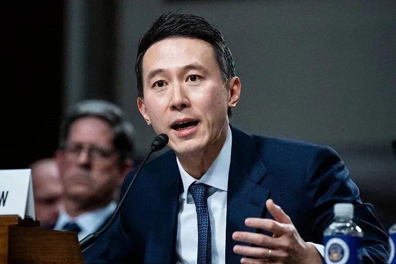 tiktok新加坡直播原生ip_TikTok美国禁令 周受资TikTok保卫战 Z世代TikTok新偶像