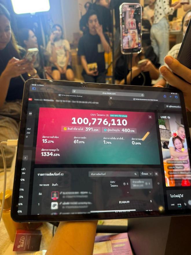 Jennie 全凭心情好直播带货_泰国tiktok直播专线_泰国带货主播Jennie